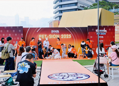 狗狗现场“打电话”?PetPhone【宠宠Pet疯Call】引爆香港,科技消除“跨物种数字鸿沟”